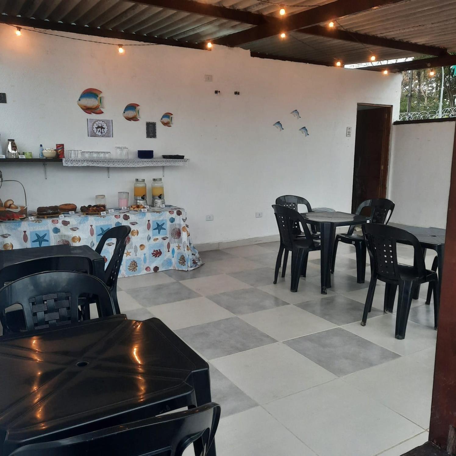 Porto Novo Inn *